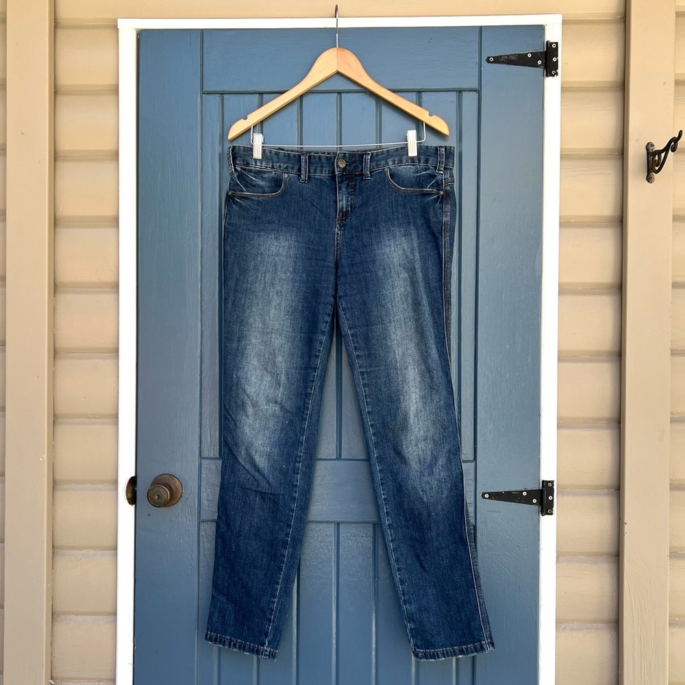 Free People Straight-Leg Distressed Blue Jeans Women’s Size 31